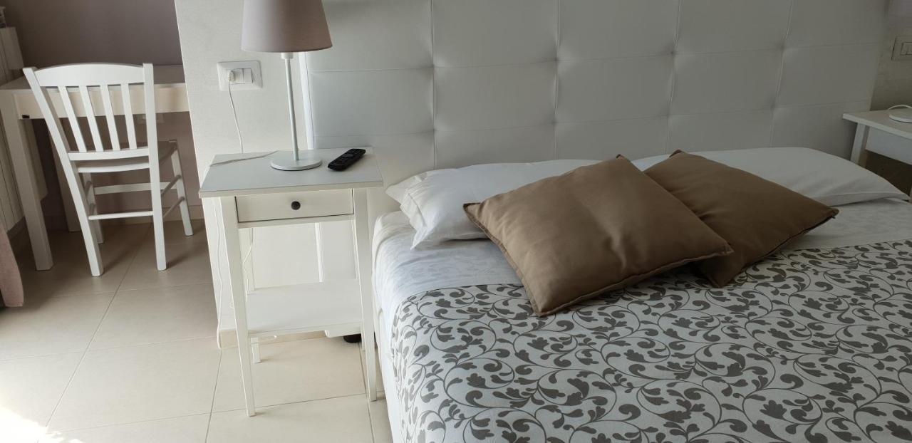 Home Sweet Home Scerne Екстер'єр фото